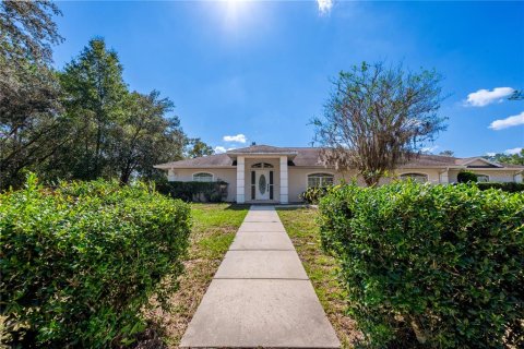 House in Williston, Florida 3 bedrooms, 229.93 sq.m. № 2092045 - photo 7