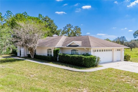 House in Williston, Florida 3 bedrooms, 229.93 sq.m. № 2092045 - photo 6