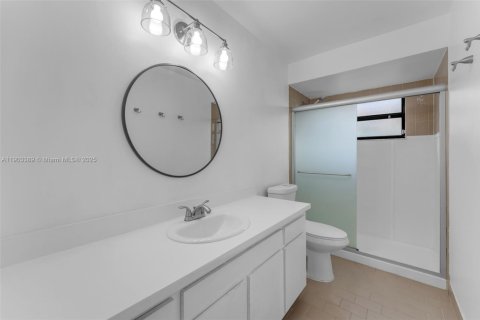 Купить виллу или дом в Майами, Флорида 3 спальни, 150.69м2, № 1954480 - фото 22