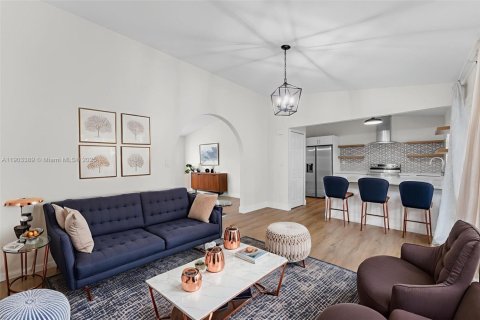 Купить виллу или дом в Майами, Флорида 3 спальни, 150.69м2, № 1954480 - фото 7