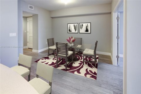 Apartment in Coral Gables, Florida 1 bedroom, 72.19 sq.m. № 1967248 - photo 7