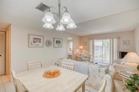 Condo in Jupiter, Florida, 2 bedrooms  № 2260980 - photo 3
