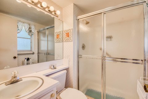 Condo in Jupiter, Florida, 2 bedrooms  № 2260980 - photo 9