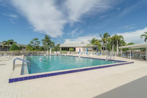Condo in Jupiter, Florida, 2 bedrooms  № 2260980 - photo 17