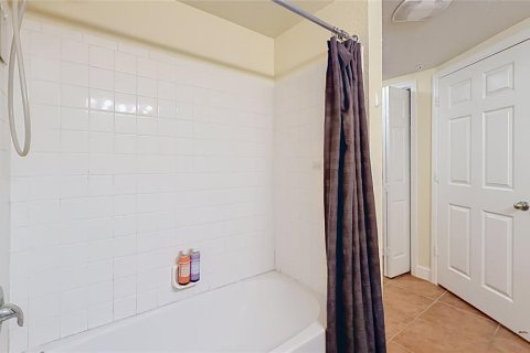 Купить кондоминиум в Орландо, Флорида 4 комнаты, 63.64м2, № 2222660 - фото 19