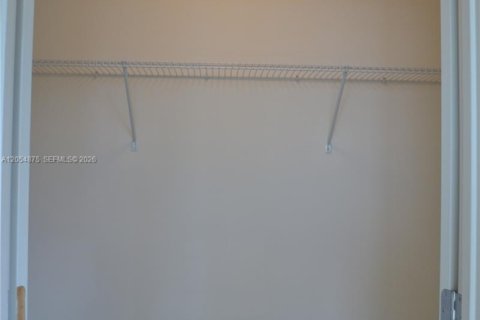 Condo in Miami, Florida, 2 bedrooms  № 2180853 - photo 7
