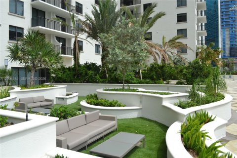 Condo in Miami, Florida, 2 bedrooms  № 2180853 - photo 14