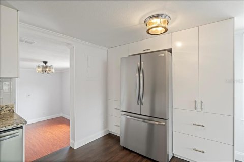 Casa en alquiler en Tampa, Florida, 3 dormitorios, 112.88 m2 № 1914480 - foto 21