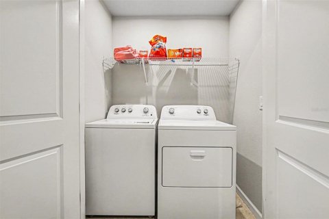 Adosado en venta en Lutz, Florida, 3 dormitorios, 154.87 m2 № 2094069 - foto 13