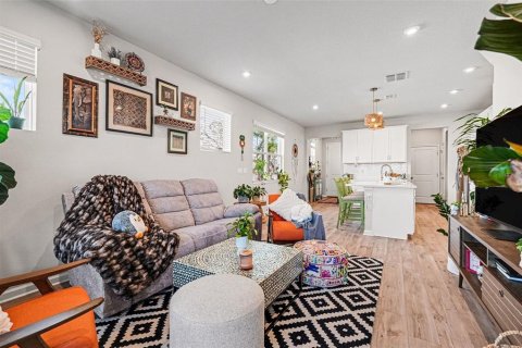 Adosado en venta en Lutz, Florida, 3 dormitorios, 154.87 m2 № 2094069 - foto 5