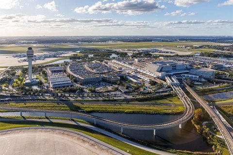 Commercial property in Cocoa, Florida № 2026916 - photo 4