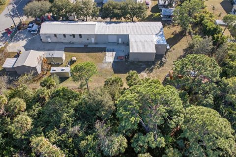 Commercial property in Cocoa, Florida № 2026916 - photo 6