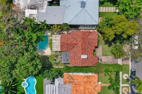 Купить виллу или дом в Майами, Флорида 3 спальни, 121.14м2, № 1989919 - фото 20