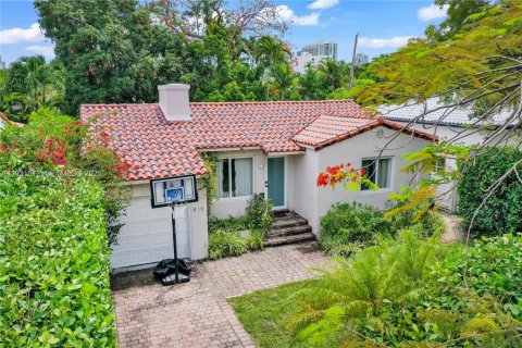Купить виллу или дом в Майами, Флорида 3 спальни, 121.14м2, № 1989919 - фото 2