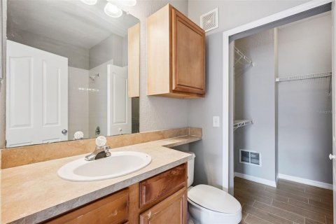 Condo in Orlando, Florida, 2 bedrooms № 2384410 - photo 20