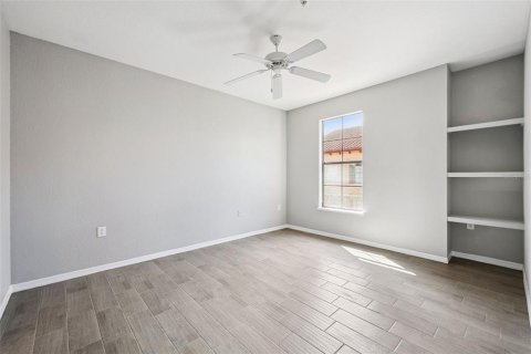 Condo in Orlando, Florida, 2 bedrooms № 2384410 - photo 18