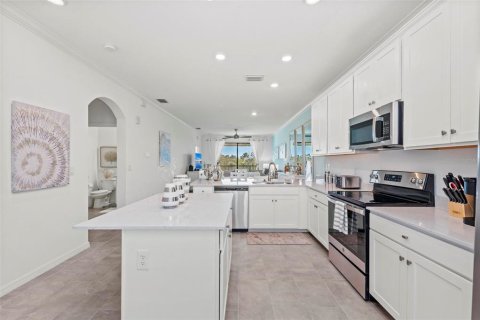 Condo in Bradenton, Florida, 2 bedrooms  № 1535449 - photo 12