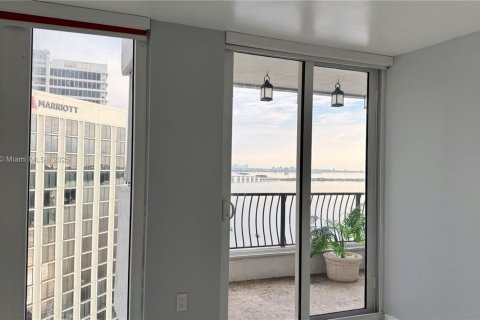 Снять в аренду кондоминиум в Майами, Флорида 1 спальня, 82.68м2, № 1970166 - фото 7