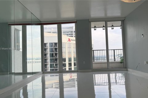 Снять в аренду кондоминиум в Майами, Флорида 1 спальня, 82.68м2, № 1970166 - фото 6
