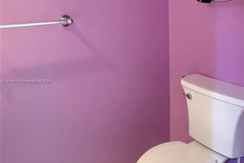 Снять в аренду кондоминиум в Майами, Флорида 1 спальня, 82.68м2, № 1970166 - фото 15