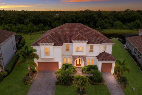 Villa ou maison à Lakewood Ranch, Floride 8 chambres, 478.54 m2 № 2148097
