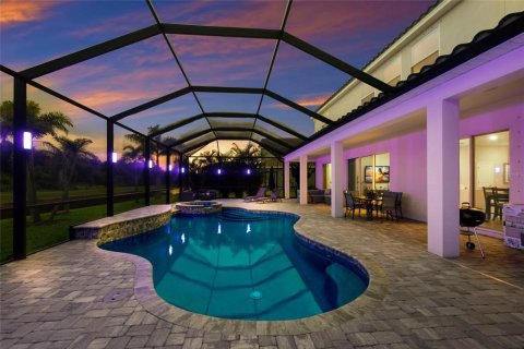 Villa ou maison à vendre à Lakewood Ranch, Floride: 8 chambres, 478.54 m2 № 2148097 - photo 21