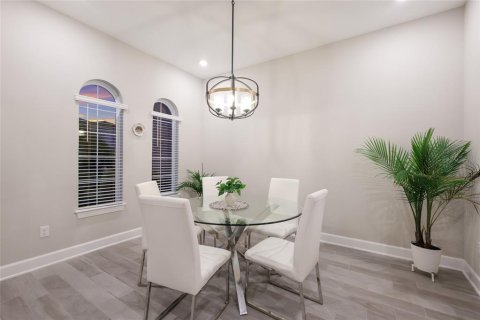 Villa ou maison à vendre à Lakewood Ranch, Floride: 8 chambres, 478.54 m2 № 2148097 - photo 7