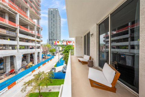 Condo in Miami, Florida, 1 bedroom № 2153659 - photo 24