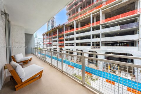 Condo in Miami, Florida, 1 bedroom № 2153659 - photo 22