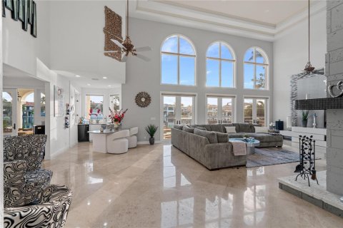House in Lighthouse Point, Florida 5 bedrooms, 414.9 sq.m. № 2082148 - photo 12