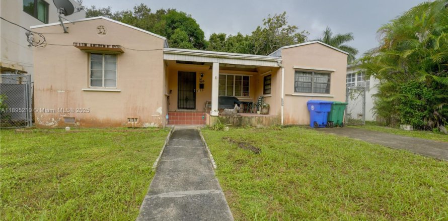 Villa ou maison à Miami, Floride 2 chambres, 136.57 m2 № 1947563