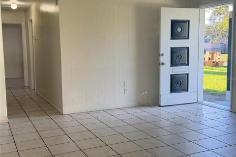 Villa ou maison à louer à Orlando, Floride: 3 chambres, 95.22 m2 № 2437393 - photo 5