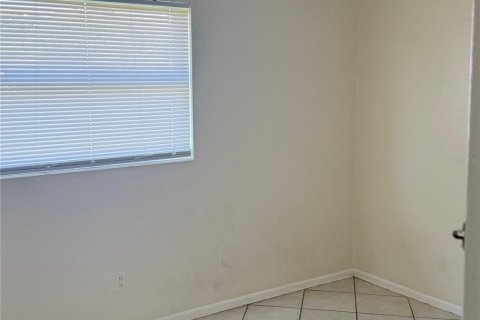 Villa ou maison à louer à Orlando, Floride: 3 chambres, 95.22 m2 № 2437393 - photo 12