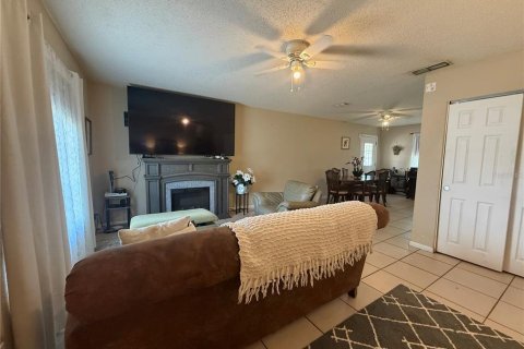 Casa en venta en Ocala, Florida, 3 dormitorios, 118.45 m2 № 2211038 - foto 4
