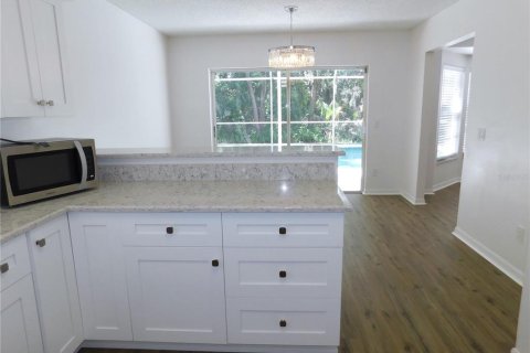 Villa ou maison à vendre à Palm Harbor, Floride: 3 chambres, 144.28 m2 № 1902429 - photo 8