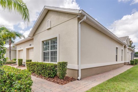 House in Clermont, Florida 2 bedrooms, 139.63 sq.m. № 1426140 - photo 5