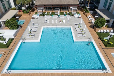 Condominio en alquiler en Sunny Isles Beach, Florida, 3 dormitorios, 175.77 m2 № 2015006 - foto 23