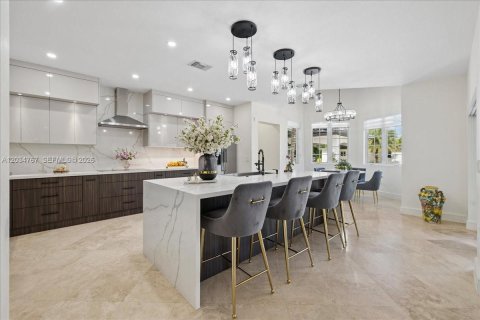 Villa ou maison à vendre à Miami, Floride: 5 chambres, 365.76 m2 № 2084219 - photo 15