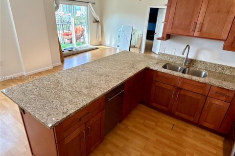 Купить кондоминиум в Майами, Флорида 1 спальня, 77.2м2, № 2047694 - фото 6