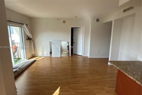 Купить кондоминиум в Майами, Флорида 1 спальня, 77.2м2, № 2047694 - фото 5