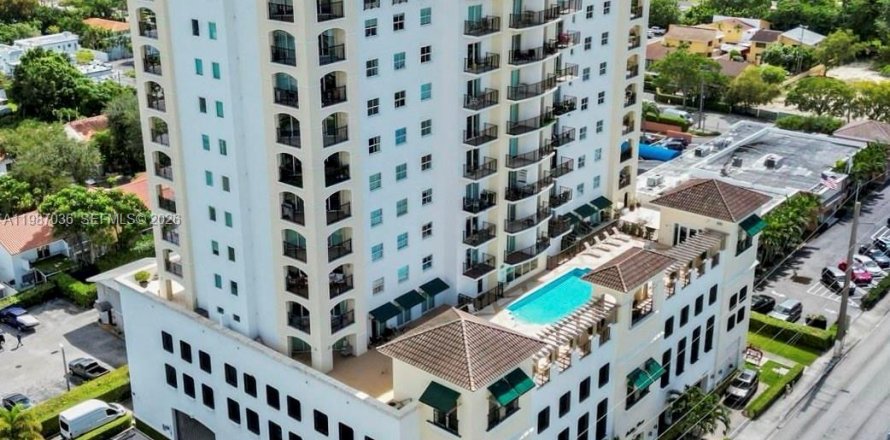 Кондоминиум с 1 спальней в Майами, Флорида № 2047694