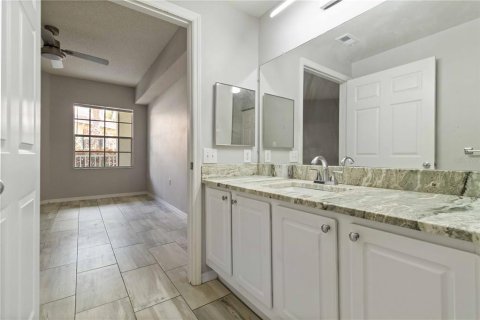 Купить кондоминиум в Сарасота, Флорида 8 комнат, 110.74м2, № 1900585 - фото 23