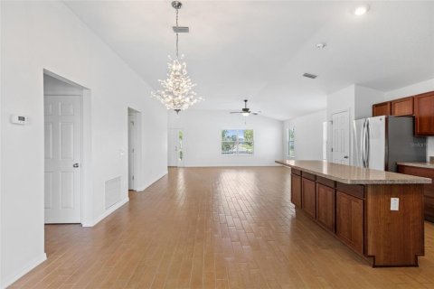 Casa en venta en The Villages, Florida, 3 dormitorios, 151.52 m2 № 1691078 - foto 12