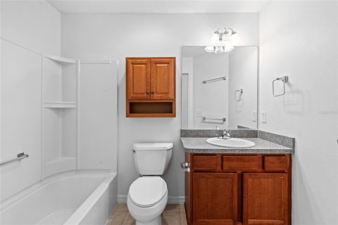 Casa en venta en The Villages, Florida, 3 dormitorios, 151.52 m2 № 1691078 - foto 15