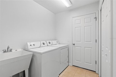 Casa en venta en The Villages, Florida, 3 dormitorios, 151.52 m2 № 1691078 - foto 20