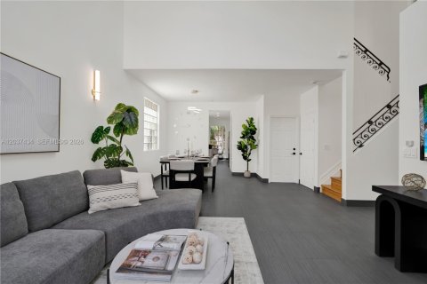 Villa ou maison à louer à Hollywood, Floride: 4 chambres, 200.95 m2 № 2086288 - photo 8