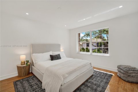 Villa ou maison à louer à Hollywood, Floride: 4 chambres, 200.95 m2 № 2086288 - photo 28