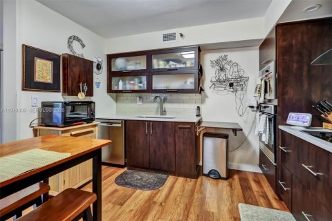 Купить кондоминиум в Авентура, Флорида 2 спальни, 125.7м2, № 2040857 - фото 12