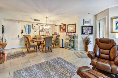 Купить кондоминиум в Авентура, Флорида 2 спальни, 125.7м2, № 2040857 - фото 5