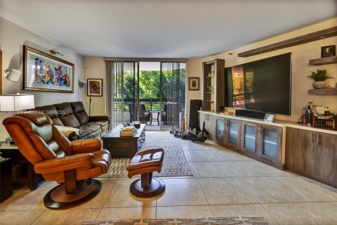 Купить кондоминиум в Авентура, Флорида 2 спальни, 125.7м2, № 2040857 - фото 3